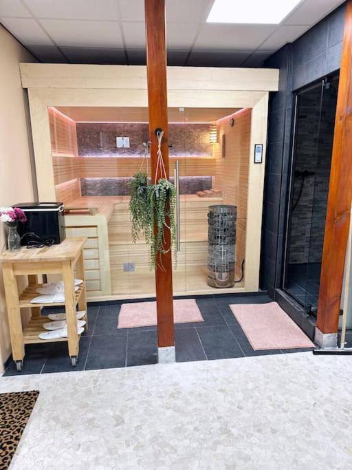 Wellness Studio Tiel Met Sauna En Jacuzzi Εξωτερικό φωτογραφία